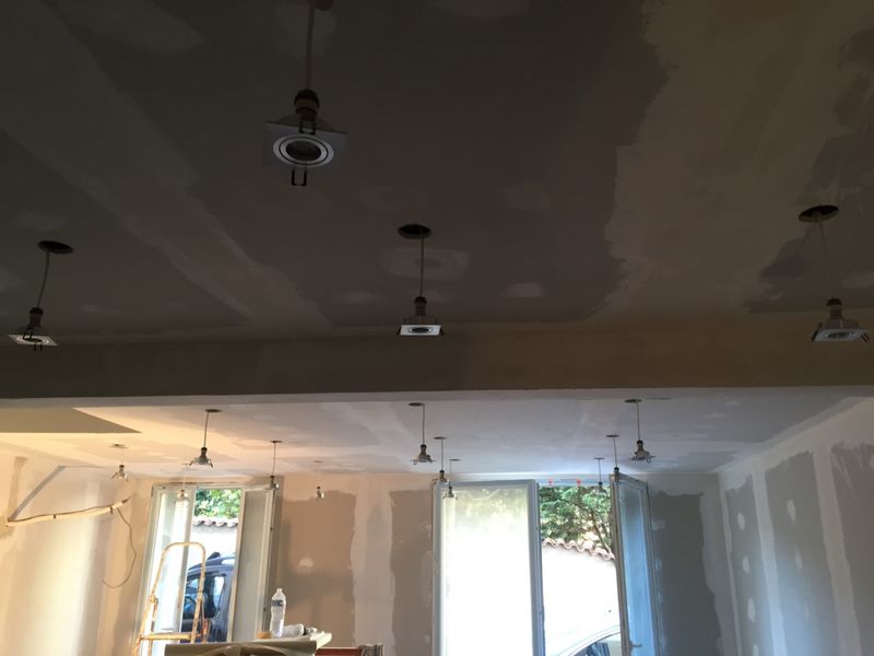 Eclairage salon 13009
